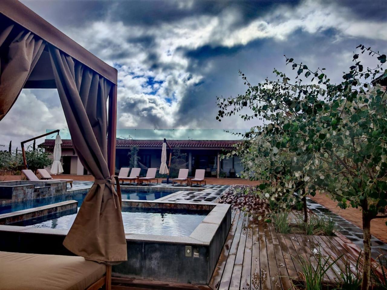 Hotel Flores De Sal-Valle De Guadalupe Extérieur photo